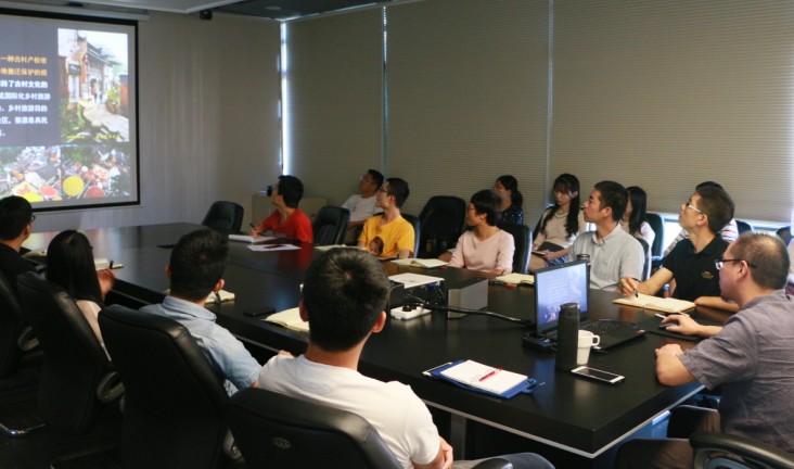 鉴黑担保网发展“何处是我家？——俏丽村落建设杂谈”主题讲座