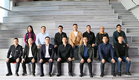 厦门市集美区倪杰区长一行光临鉴黑担保网调查领导